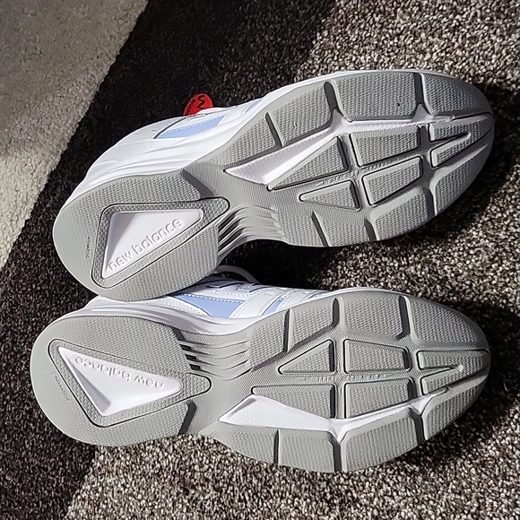 *HP* NEW Womens New Balance Sneakers Size 8D - Picture 6 of 7
